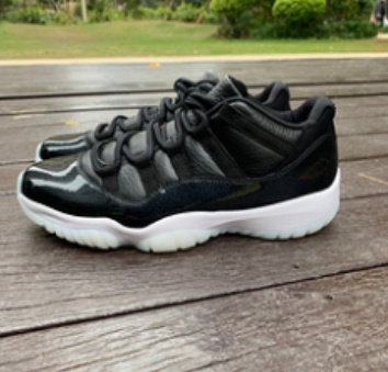Air Jordan 11