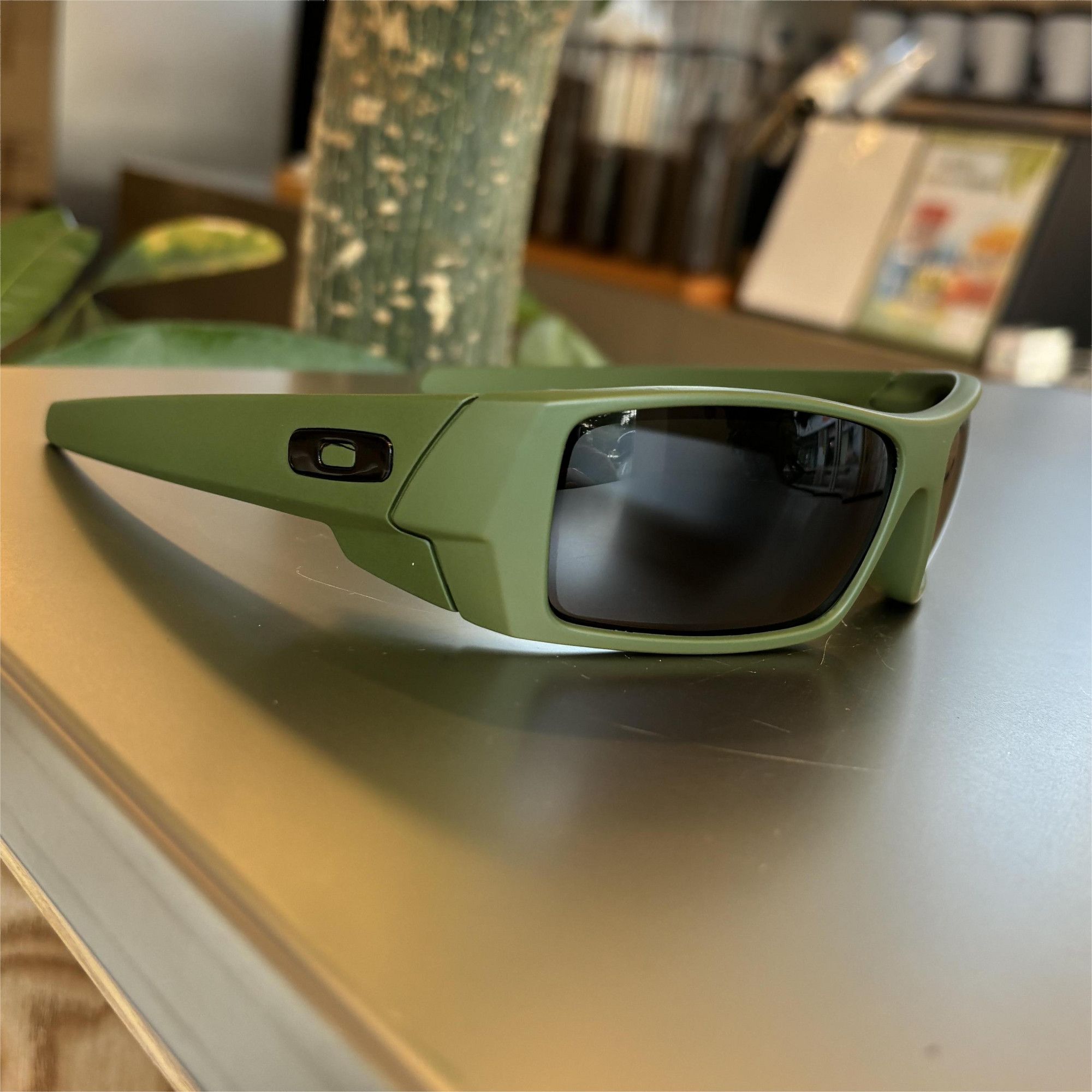 Oakley 9014 Sunglasses (7)