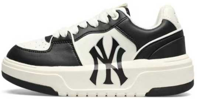 Women New York Yankees Chunky Liner Baseball Shoes Sneakers White Black 005