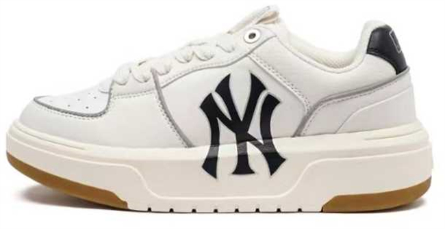 Women New York Yankees Chunky Liner Baseball Shoes Sneakers White Cream 001