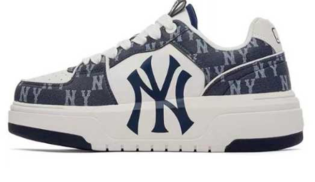 Women New York Yankees Chunky Liner Baseball Shoes Sneakers White Navy 003